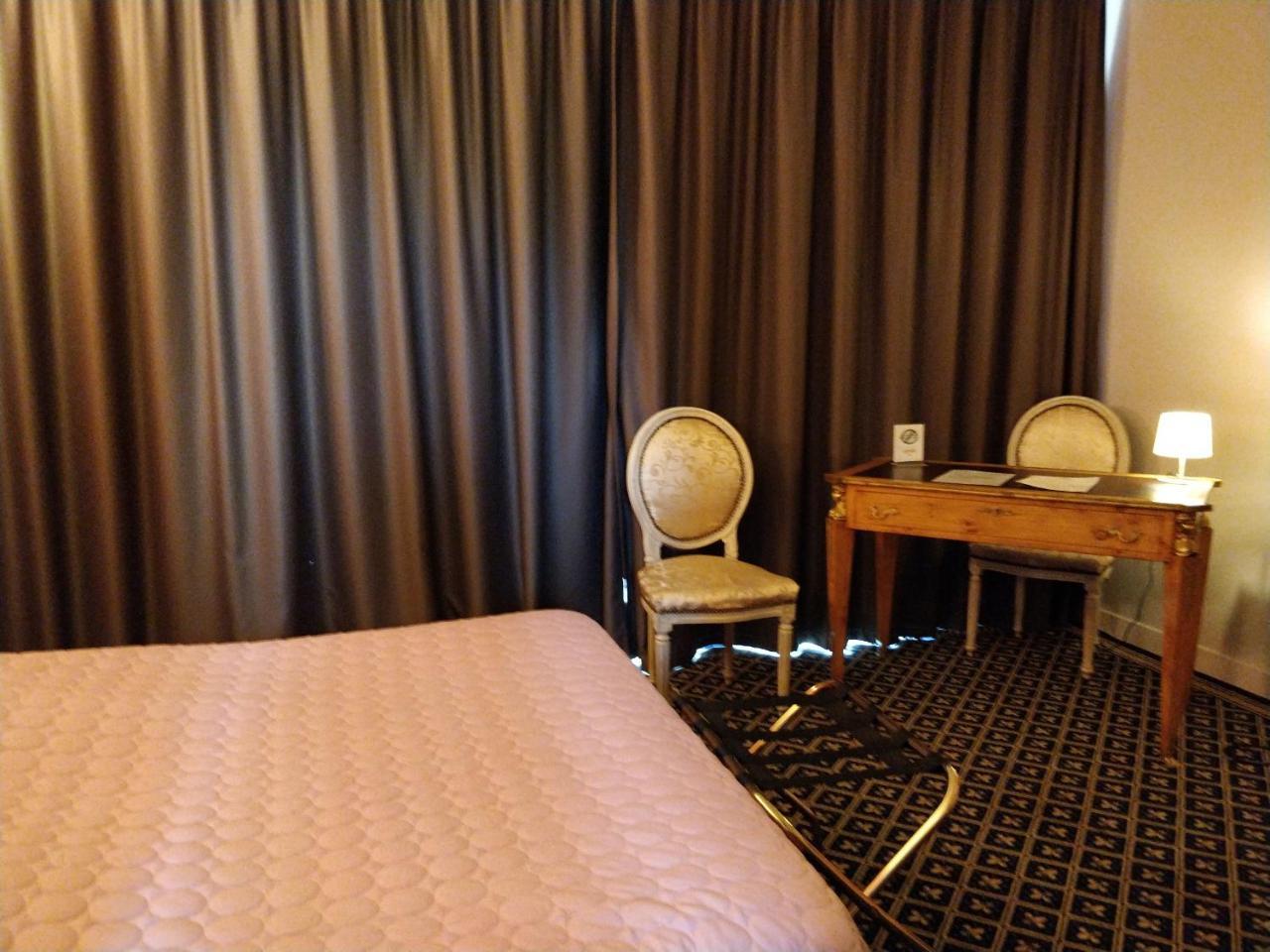 Hotel Fleur De Lys بايول المظهر الخارجي الصورة